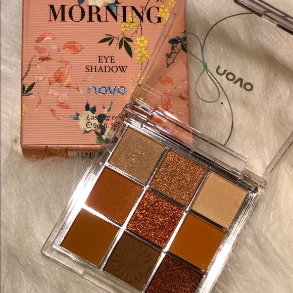 NUDE Shining Matte Eyeshadow Palette Waterproof! - Picture 12 of 13